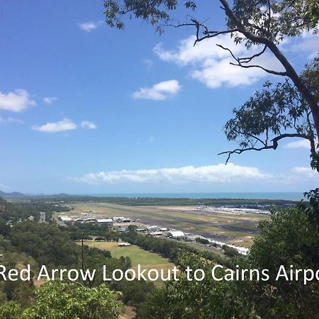 Edge Hill Clean & Green Cairns, 7 Minutes From The Airport, 7 Minutes To Cairns Cbd & Reef Fleet Terminal エクステリア 写真