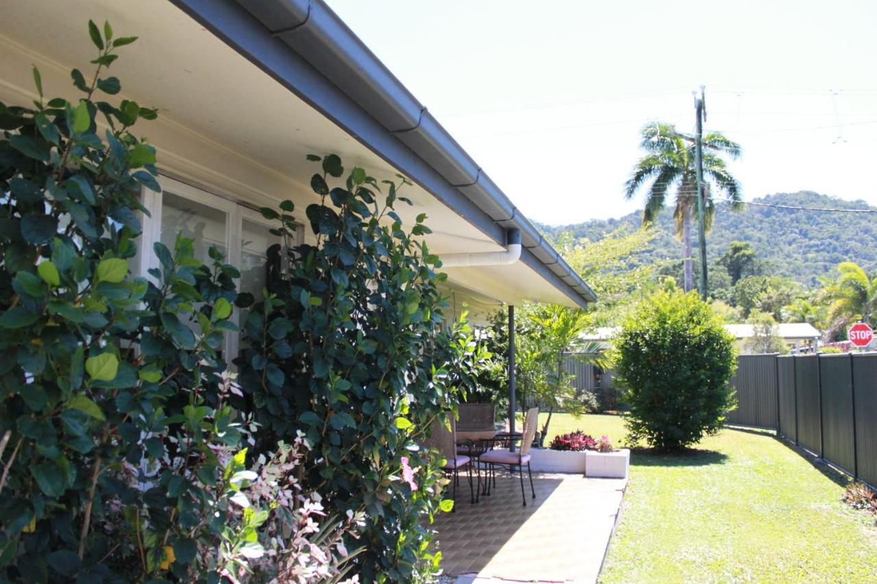 Edge Hill Clean & Green Cairns, 7 Minutes From The Airport, 7 Minutes To Cairns Cbd & Reef Fleet Terminal エクステリア 写真